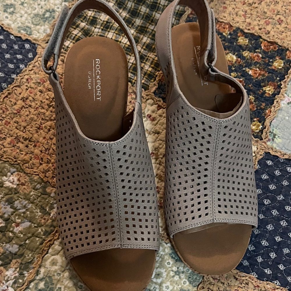 Rockport wedge sandals